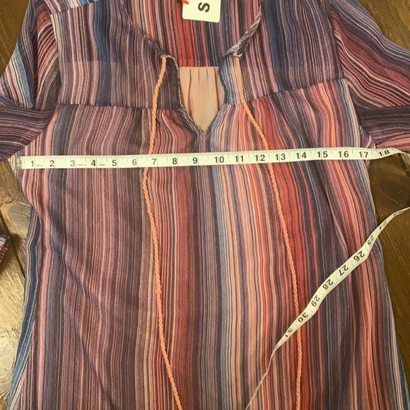 Lisette Fully Lined Sheer Popover Top - Picture 5 of 7